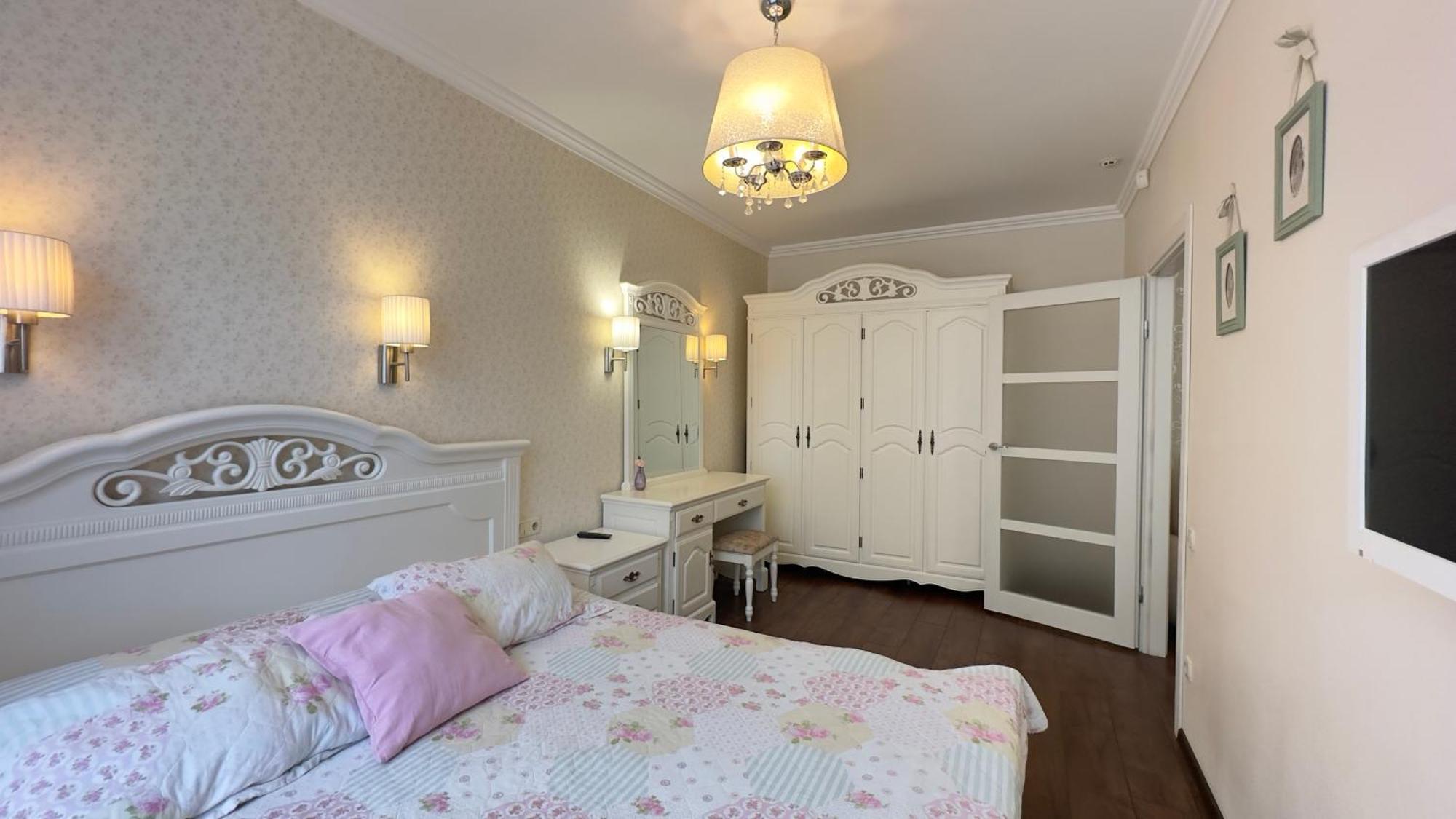 Apartment In The Centre Of City Dnipro Esterno foto
