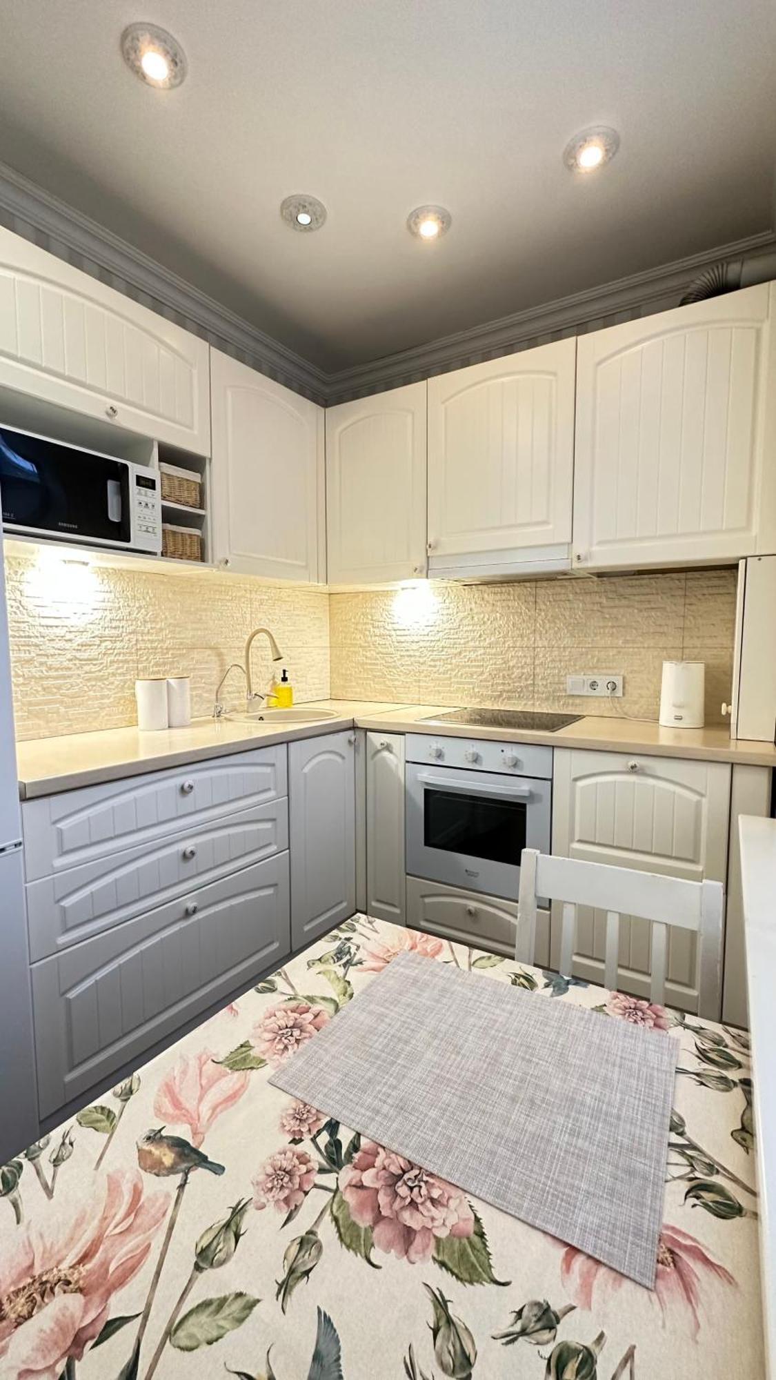 Apartment In The Centre Of City Dnipro Esterno foto