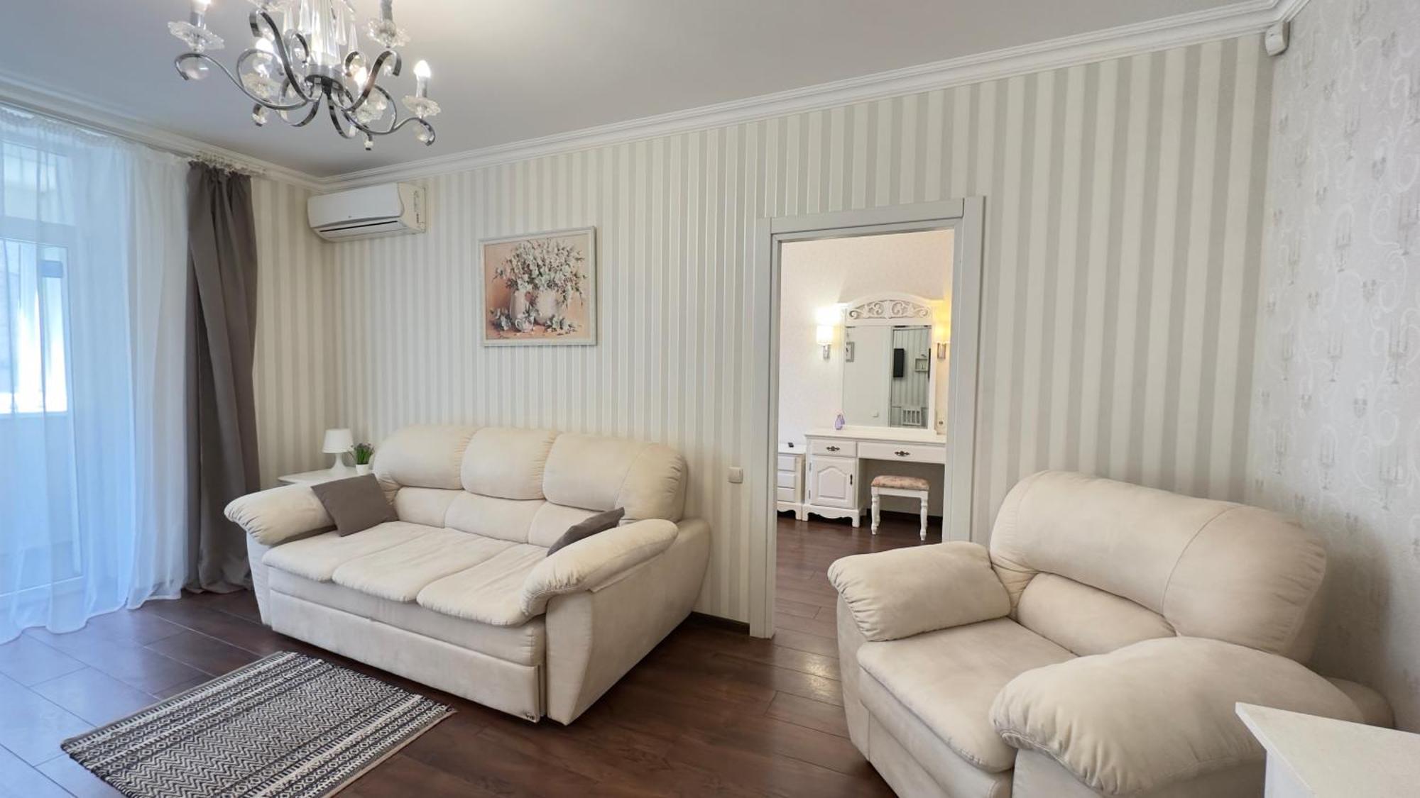 Apartment In The Centre Of City Dnipro Esterno foto