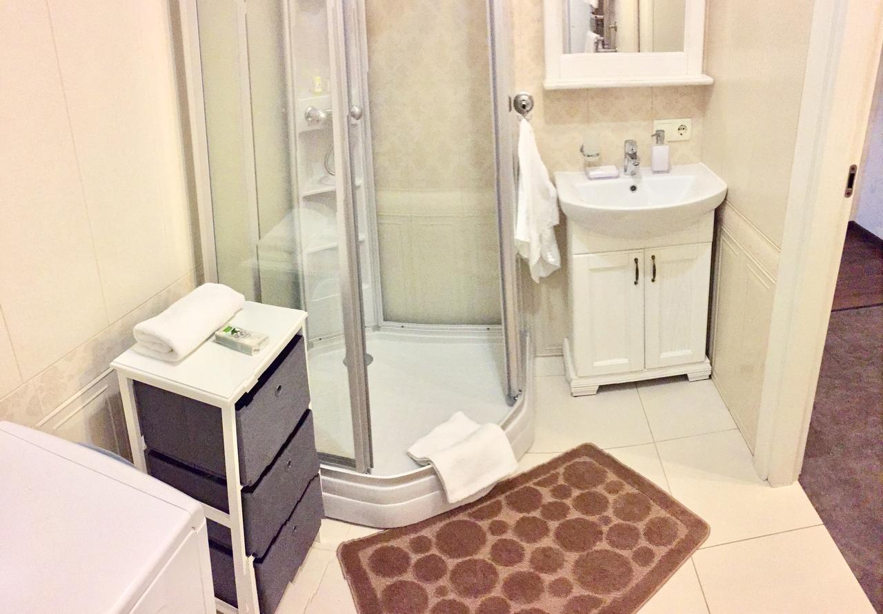 Apartment In The Centre Of City Dnipro Esterno foto